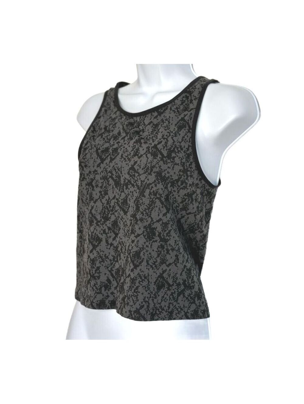 Tangerine Women's Gray and Black Patterned Tank Top Size M